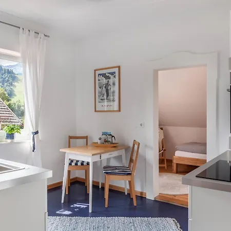 Apartment Im Blauen Haus Dg Garmisch-Partenkirchen