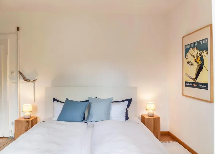 Im Blauen Haus Dg Apartman